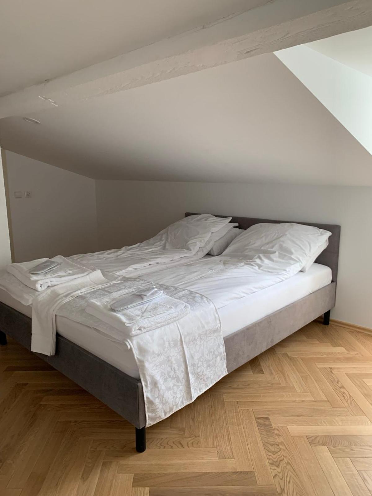 Kaunas Embassy Apartments Dış mekan fotoğraf